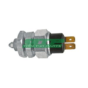 1335077C2 1335077C1 CASE IH NEW HOLLAND BRAKE LIGHT SWITCH